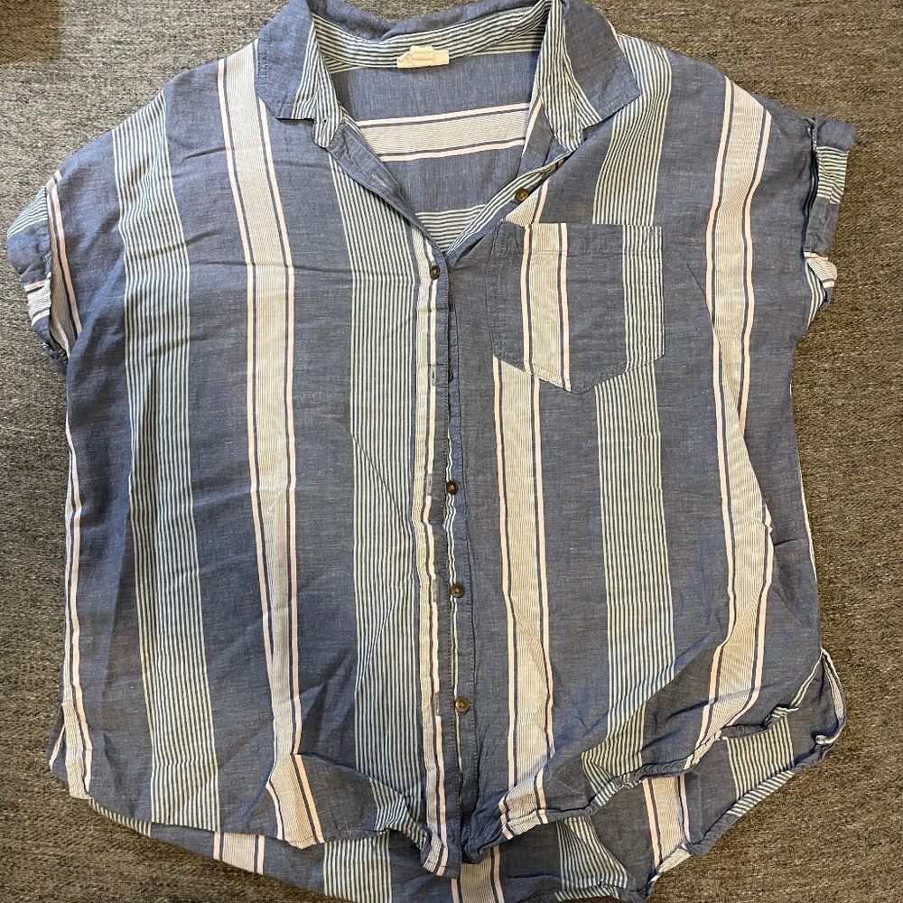 ANA Women's Short Sleeve Blouse